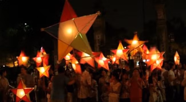 Ночь Празника середины осени – это фантастичный, красочный, привлекательный мир для детей. Фото: congan.com.vn