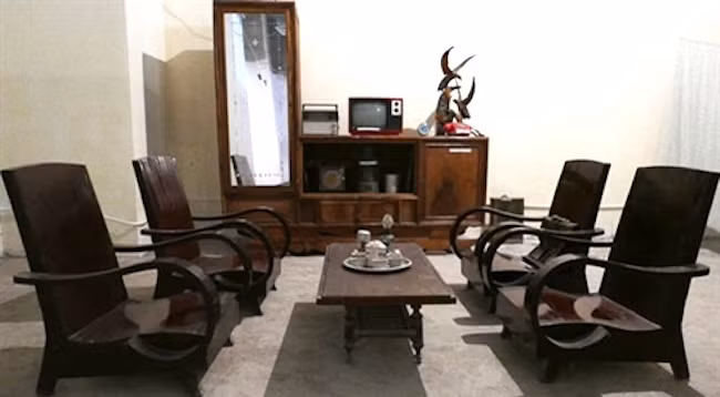 Предметы мебели, характерные для периода карточной системы распределения. Фото: hanoi.qdnd.vn