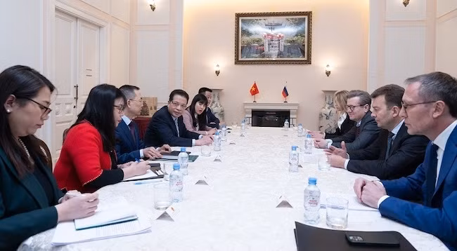 Общий вид рабочей встречи. Фото: Тхань Тхе