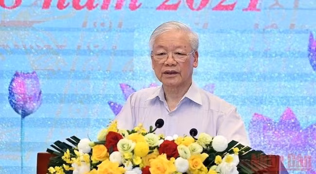 Генеральный секретарь ЦК КПВ Нгуен Фу Чонг выступает на конференции. Фото: Данг Кхоа