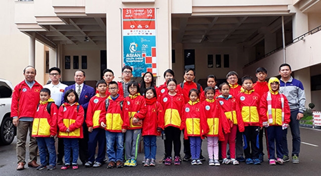 Делегация молодых вьетнамских шахматистов. Фото: vietnamchess.vn