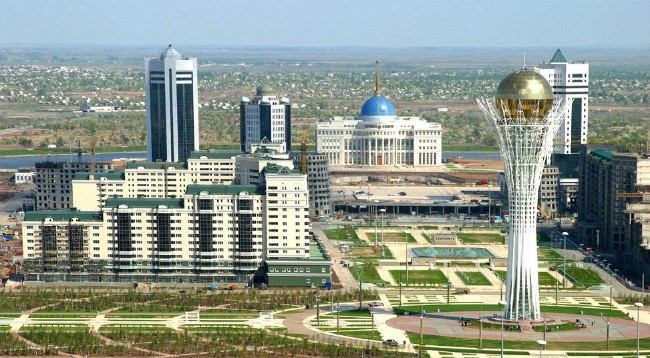 Астана была построена в обширных степных районах. Фото: intercargo.su