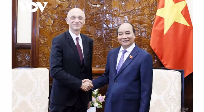 Президент Нгуен Суан Фук принимает Посла Хорватии. Фото: VOV