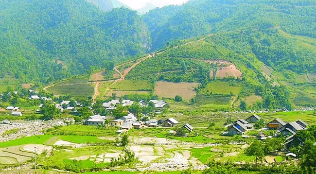 Банхо расположена примерно в 30 км к юго-западу от центра городского уезда Шапа. Фото: galatourist.vn