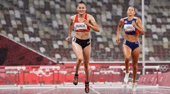 Соревнования прошли в условиях сильного дождя. Фото: Getty Images