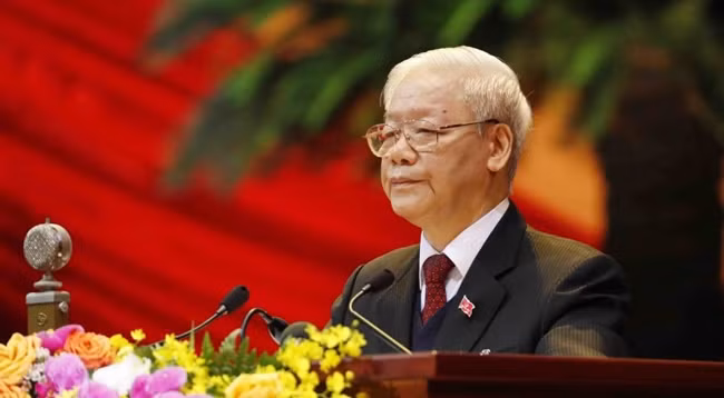 Генеральный секретарь ЦК КПВ, Президент Вьетнама Нгуен Фу Чонг на XIII съезде КПВ.