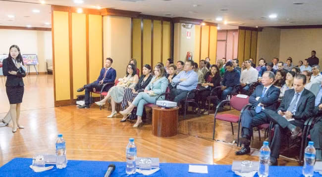 Общий вид форума. Фото: Посольство Вьетнама в Чили