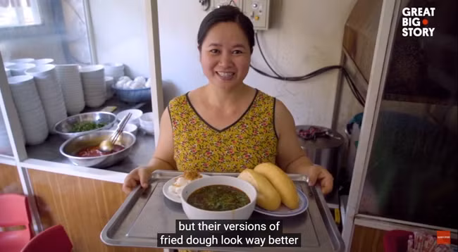 Это блюдо, которое довольно широко продается в провинциях и городах по всей стране. Фото: Great Big Story