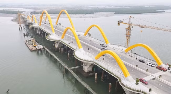 6-полосный мост Любви. Фото: vtc.vn