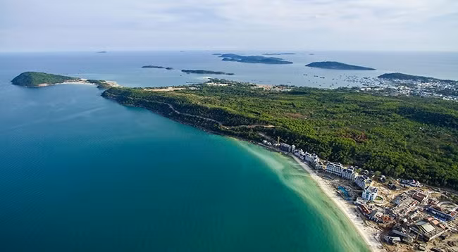 Пляж Кэм расположен на юге острова Фукуок в городке Антхой. Фото: premierphuquoc.com.vn