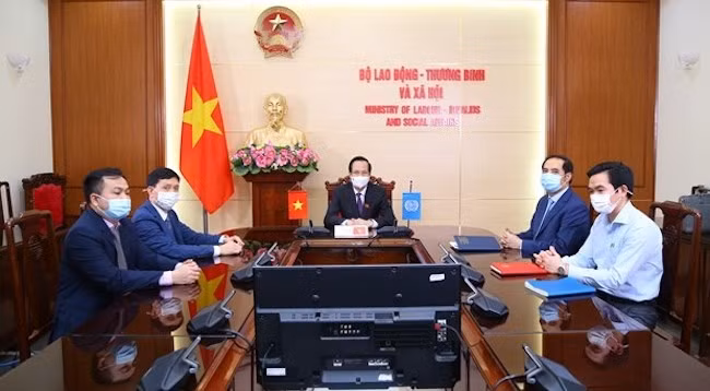 Вьетнамская делегация на конференции. Фото: VNA