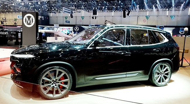 Модель внедорожника VinFast Lux V8. Фото: laodong.vn