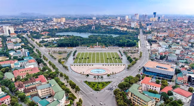 Вид на часть города Винь (провинция Нгеан) с высоты. Фото: VNA