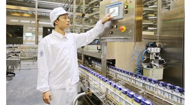 Продукты Vinamilk удовлетворяют высоким стандартам безопасности и гигиены пищевых продуктов в еврозоне. Фото: VNA