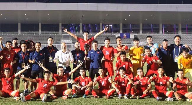 Сборная U19 Вьетнама вышла в полуфинал Чемпионата ЮВА U19 2022 года. Фото: Федерация футбола Вьетнама