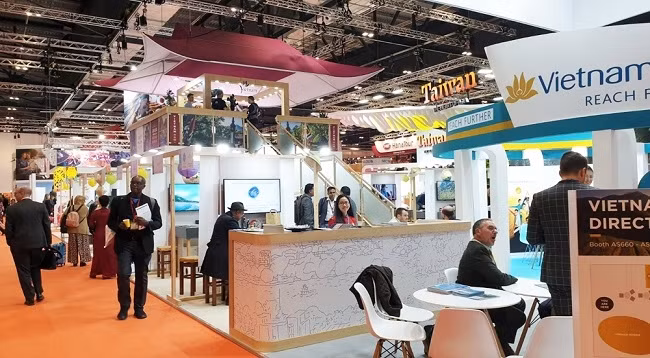 Вьетнамский стенд произвел на посетителей глубокое впечатление. Фото: petrotimes.vn