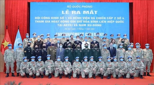 Делегаты на церемонии. Фото: VNA