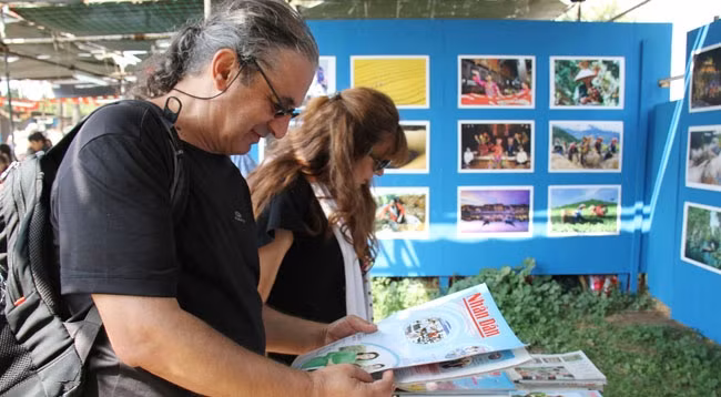 Новогодние выпуски газеты «Нянзан» привлекают внимание многих португальских и международных друзей.