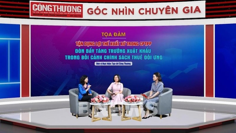 Эксперты обсуждают на семинаре. Фото: ВИA