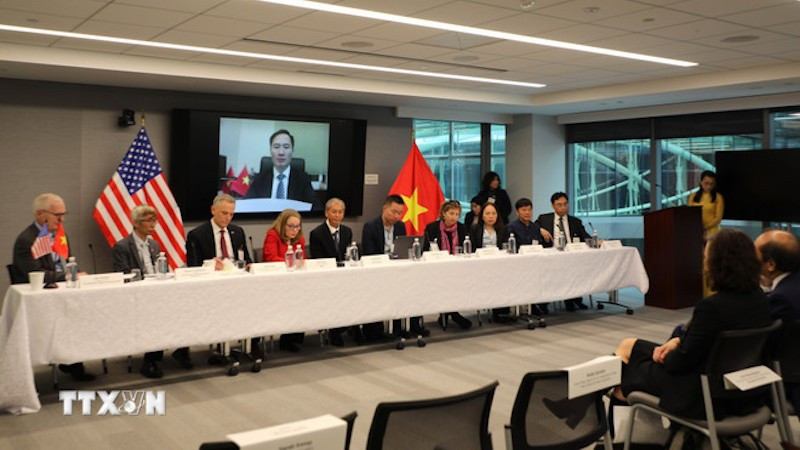 Участники форума. Фото: ВИА