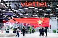 Общий вид стенда Viettel на Mobile World Congress 2026 в Барселоне. Фото: Viettel