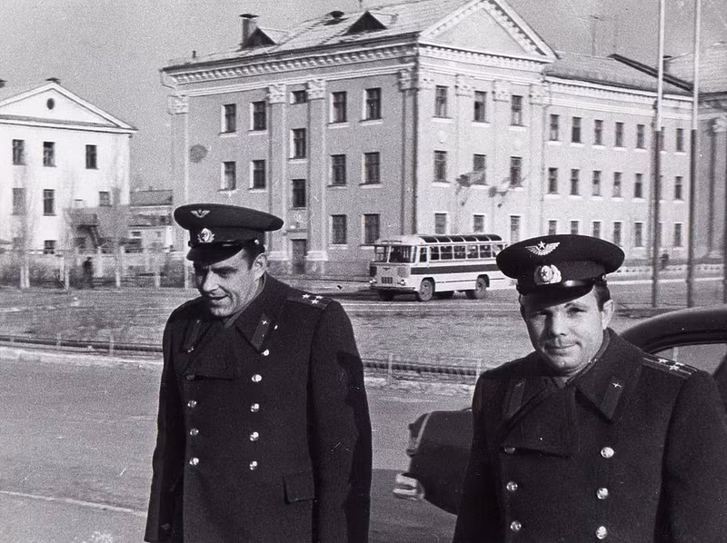 Уникальные фото летчика-космонавта Юрия Гагарина ảnh 10