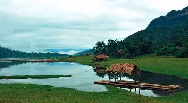 Красота озера Ноонг ảnh 3