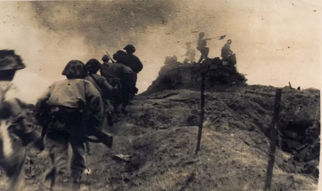 Редкие фотографии о победе в битве под Дьенбьенфу ảnh 7