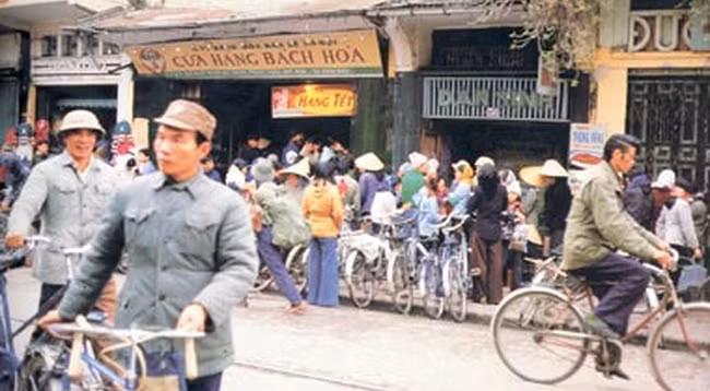 Как ханойцы готовились к Тэту в период карточно-распределительной системы ảnh 1