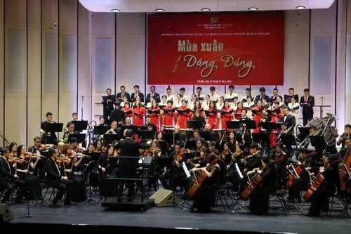 Представление было тщательно срежиссировано.