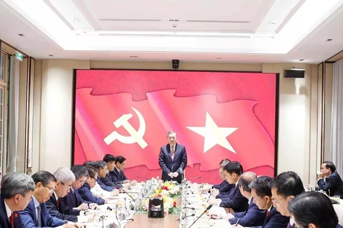 Общий вид рабочей встречи.