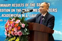 Директор Института наук о Земле, кандидат наук Нгуен Суан Ань выступает с речью. (Фото: Хиеу Зянг)