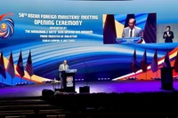 Премьер-министр Малайзии Анвар Ибрагим выступает на церемонии открытия AMM-58. Фото: МИД Вьетнама