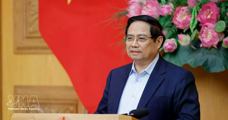 Премьер-министр Фам Минь Тьинь провёл рабочее совещание с Советом по консультированию в области политики для обсуждения социально-экономической ситуации и новых мировых тенденций. Фото: ВИА.