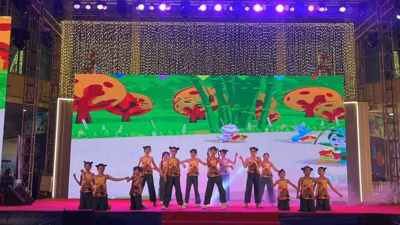 Ппрограмма «Праздничная ночь под полнолунием – 2025». Фото: Ха Куен