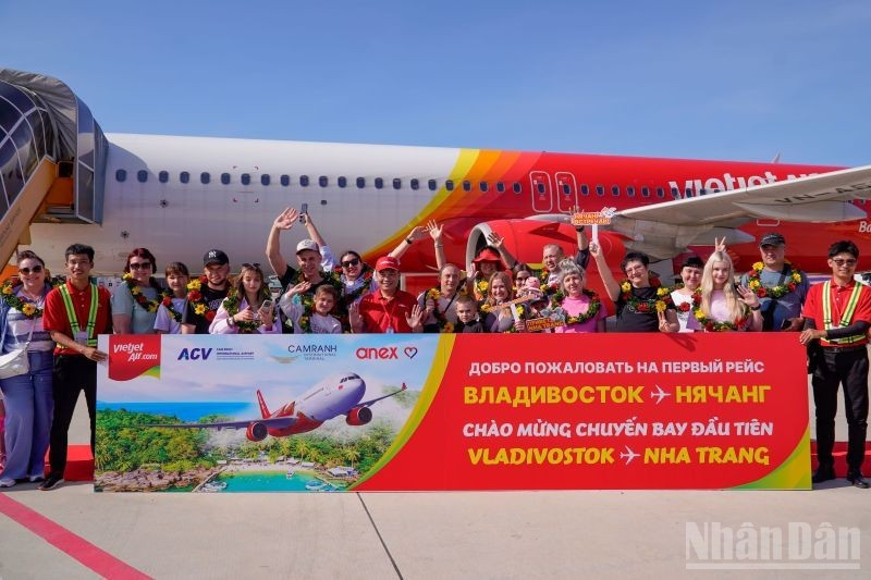 Vietjet официально открыла первые прямые рейсы между Вьетнамом и Россией.