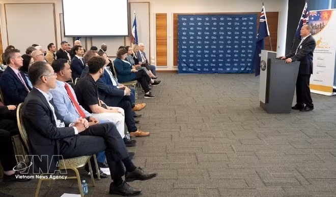 Президент NAVCCI Ки Као выступает на церемонии открытия. (Фото: ВИА)