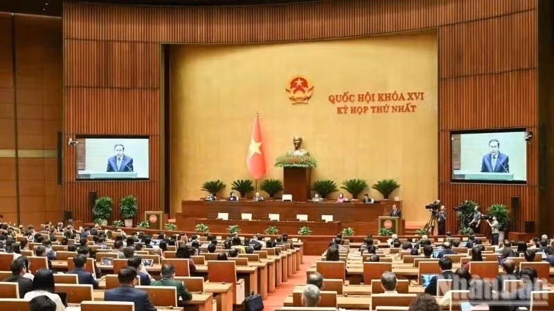 Общий вид закрытия 1-й сессии НС XVI созыва. Фото: Зюи Линь