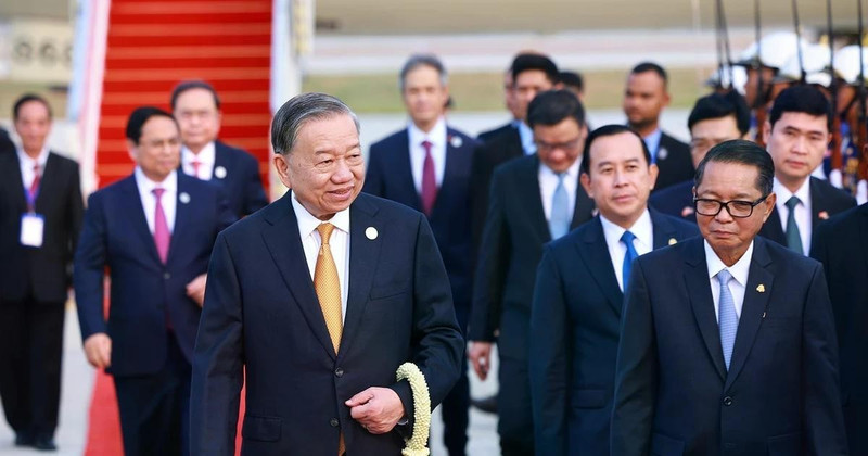 Генеральный секретарь ЦК КПВ То Лам прибыл в Пномпен, начав государственный визит в Камбоджу.