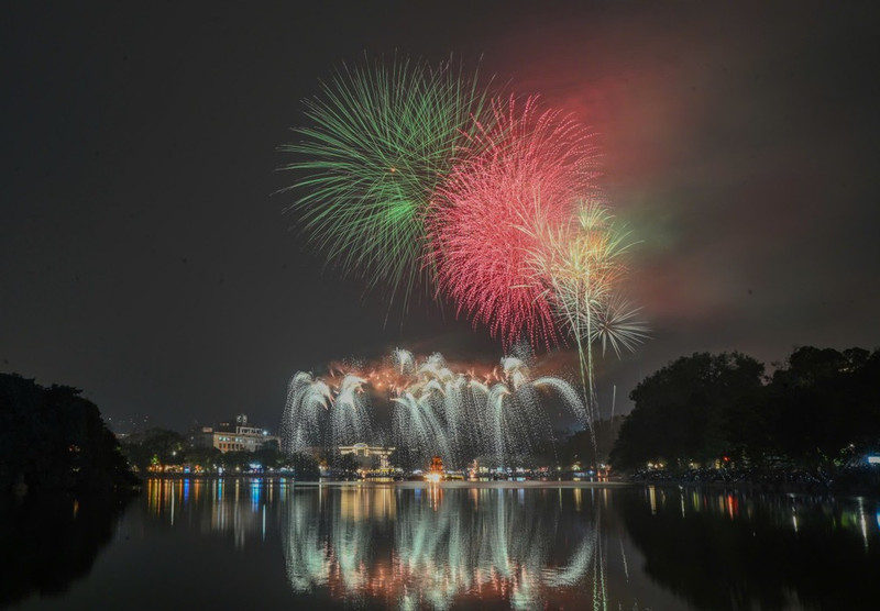 [Фото] Вьетнам встречает Новый 2026 год