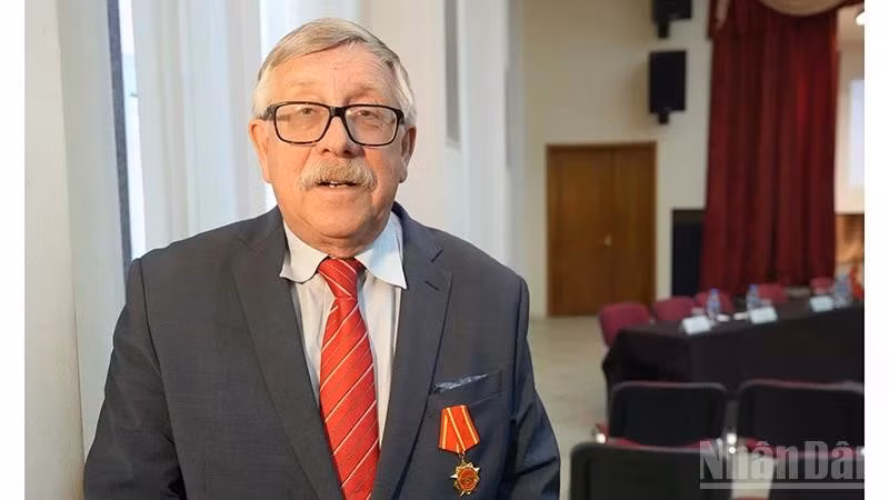 Научный сотрудник Центра изучения Вьетнама и АСЕАН Института Китая и современной Азии РАН Петр Цветов.