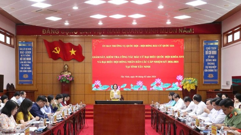 Общий вид рабочей встречи.