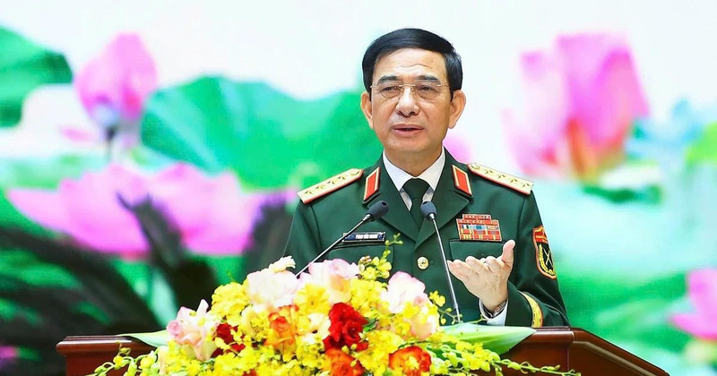 Министр обороны генерал армии Фан Ван Зянг.