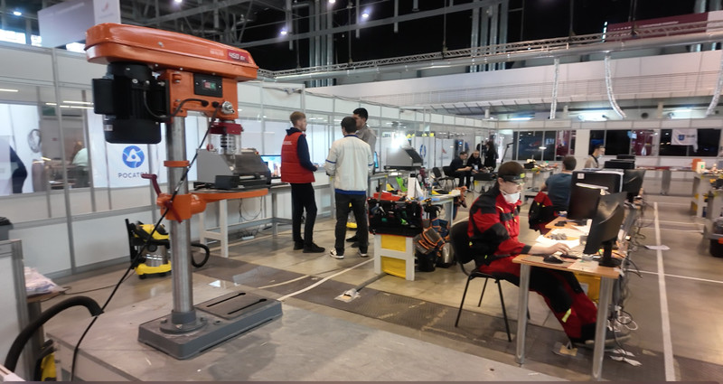 В Екатеринбурге открылся Международный фестиваль научно-технического творчества детей и молодежи