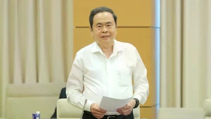 Председатель НС Чан Тхань Ман.