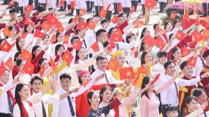 Культурно-спортивная колонна на параде, посвящённом 80-летию Национального праздника 2 сентября. (Фото: ВИА)