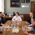 Вьетнамская делегация на рабочей встрече с руководителями Оксфордского университета. Фото: ВИА