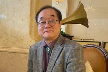 Профессор, кандидат наук Ан Кен Хван.