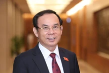 Член Политбюро, Постоянный член Подкомитета по подготовке документов XIV съезда КПВ Нгуен Ван Нэн. Фото: Зюи Линь