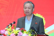 Генеральный секретарь ЦК КПВ То Лам выступает на встрече. Фото: Данг Кхоа